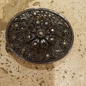 Black sparkly belt buckle